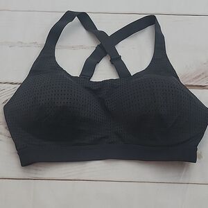 Victoria's Secret Sport Bra in Black Mesh size 32 DD No Underwire